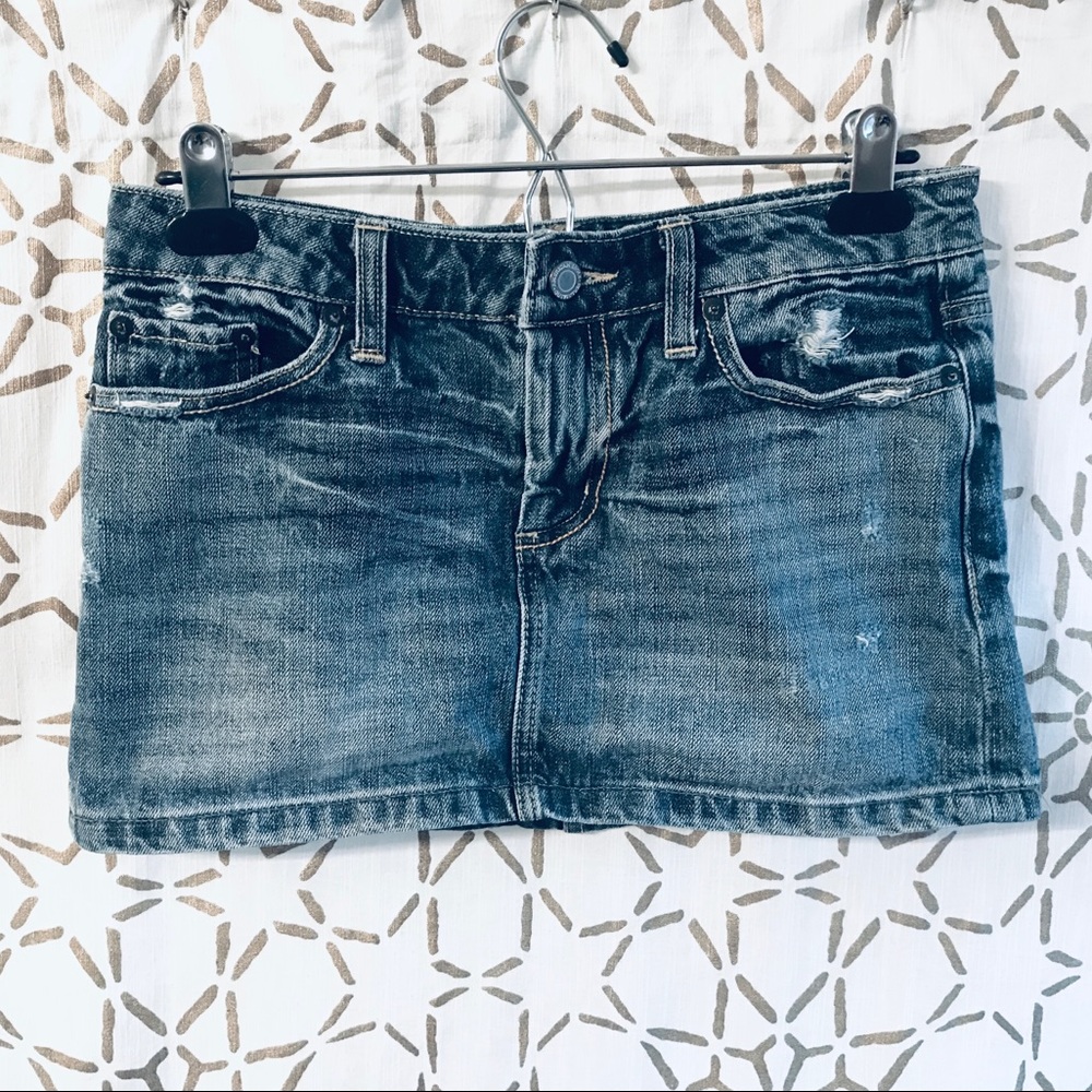 Vintage Y2K EUC American Eagle Denim mini skirt